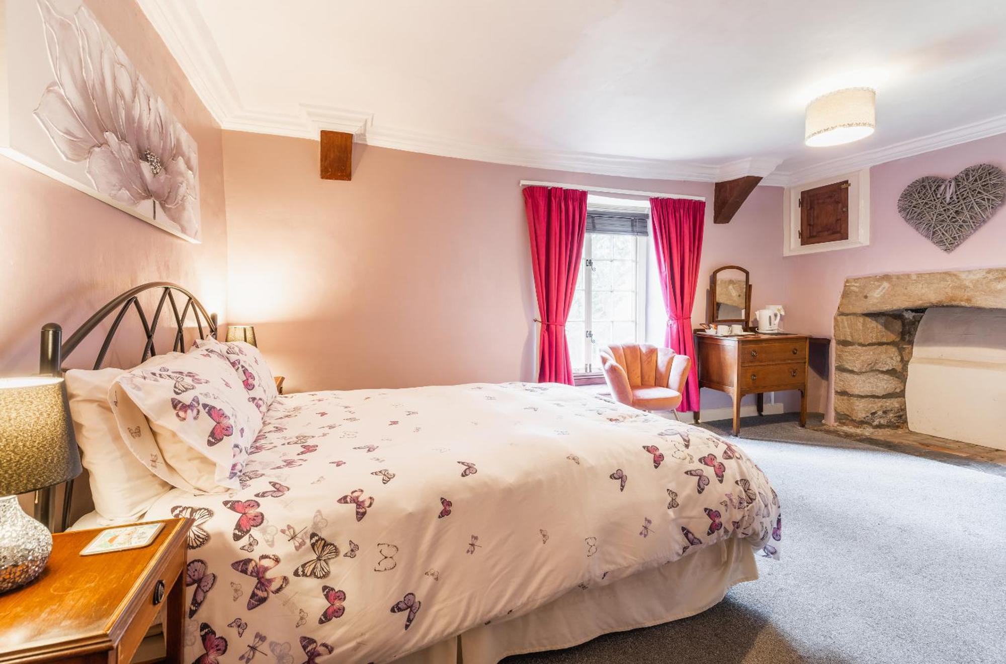 Yallands Farmhouse Taunton Room photo