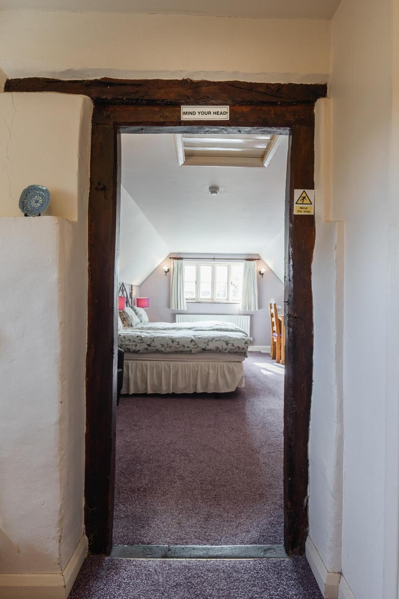 Yallands Farmhouse Taunton Room photo