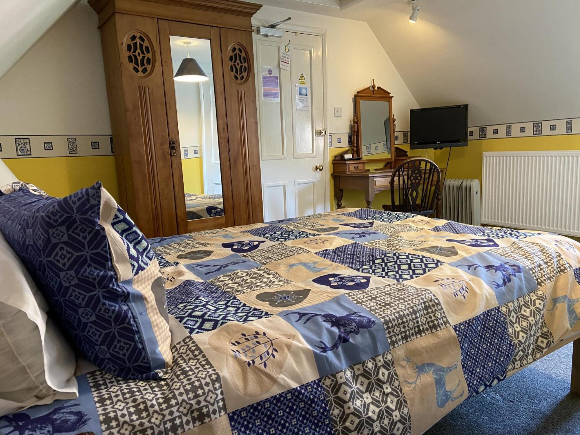 Yallands Farmhouse Taunton Room photo